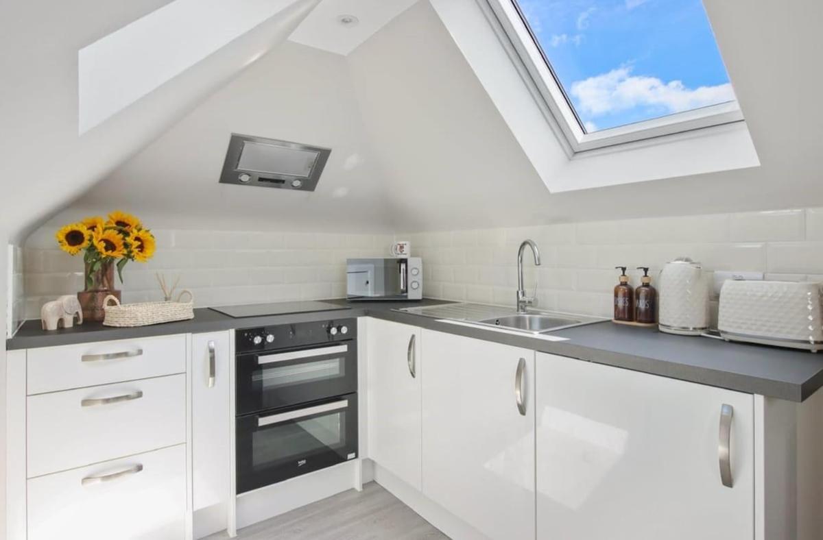 Harrow - Stadium Apartment London