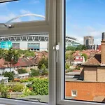 Harrow - Stadium Apartment